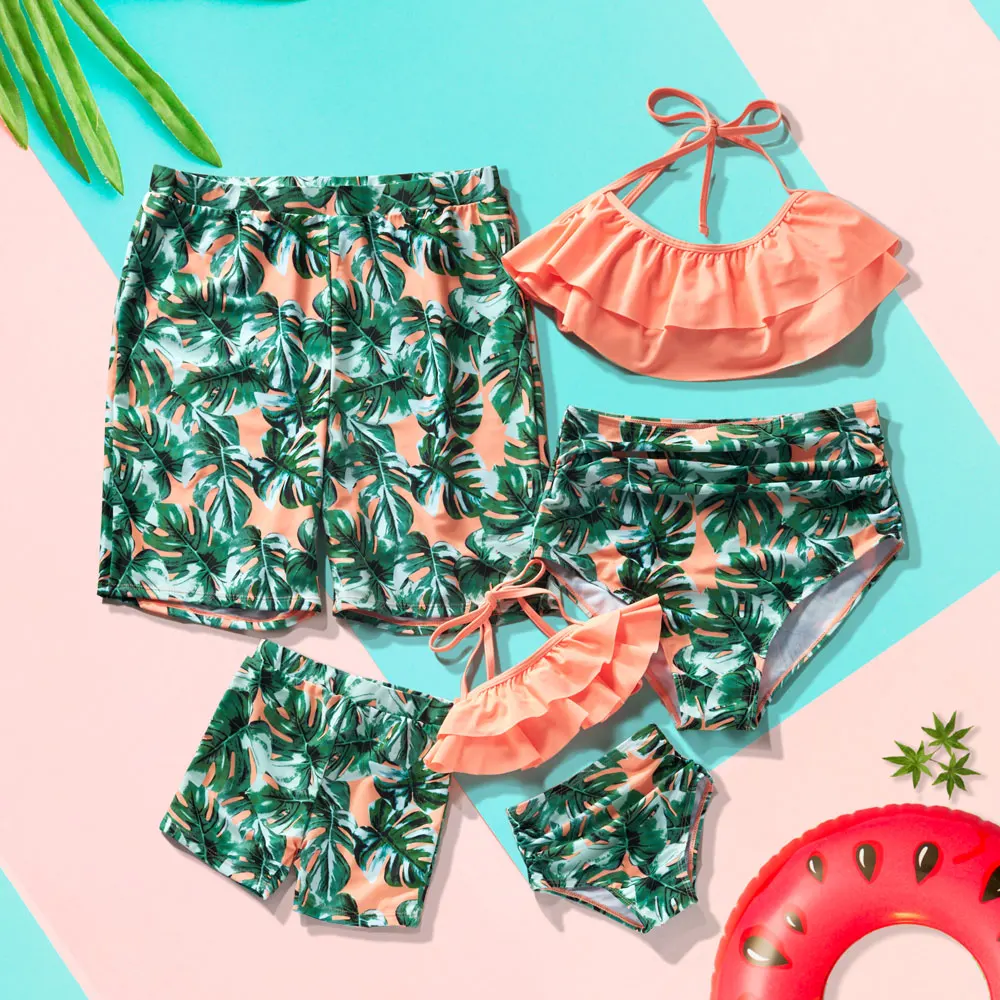 Family Matching One Piece Leaf Print Swimsuit Mommy&Me Round Neck Open Back Ruffles Monokini Daddy&Me Swim Shorts
Family Matching One Piece Leaf Print Swimsuit Mommy&Me Round Neck Open Back Ruffles Monokini Daddy&Me Swim Shorts