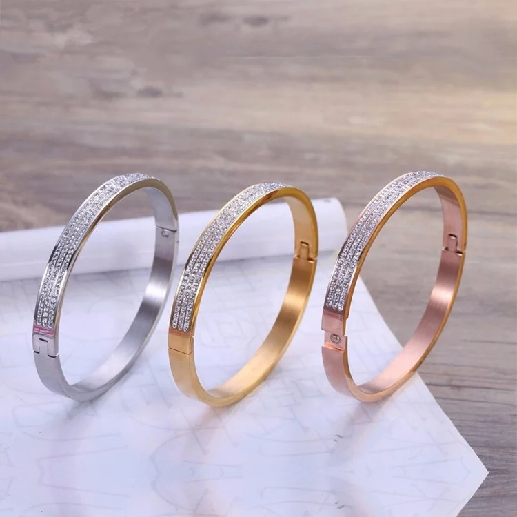High Quality Three Groove Cz Bangle Bracelet Gold Plated Stainless Steel Women Jewelry Handmade Charm Bracelets 2020 Round Shape, Picture
High Quality Three Groove Cz Bangle Bracelet Gold Plated Stainless Steel Women Jewelry Handmade Charm Bracelets 2020 Round Shape, Picture