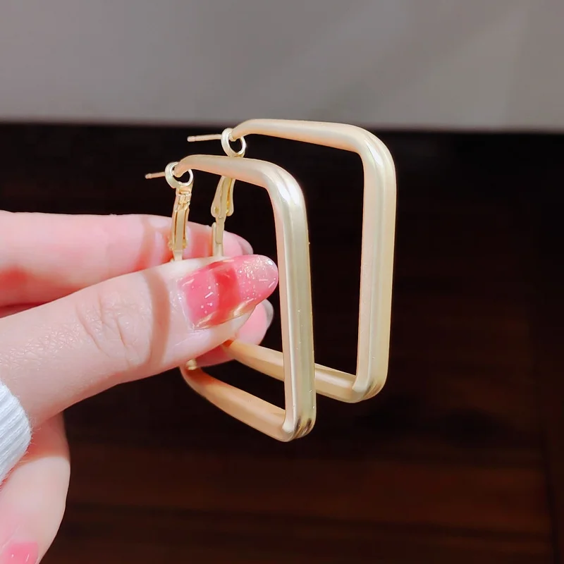Free Shipping Jewelry Big Hoop Earrings Wholesale Charm DIY Women Plated 18K Gold Hoop Earring, White, gold
Free Shipping Jewelry Big Hoop Earrings Wholesale Charm DIY Women Plated 18K Gold Hoop Earring, White, gold