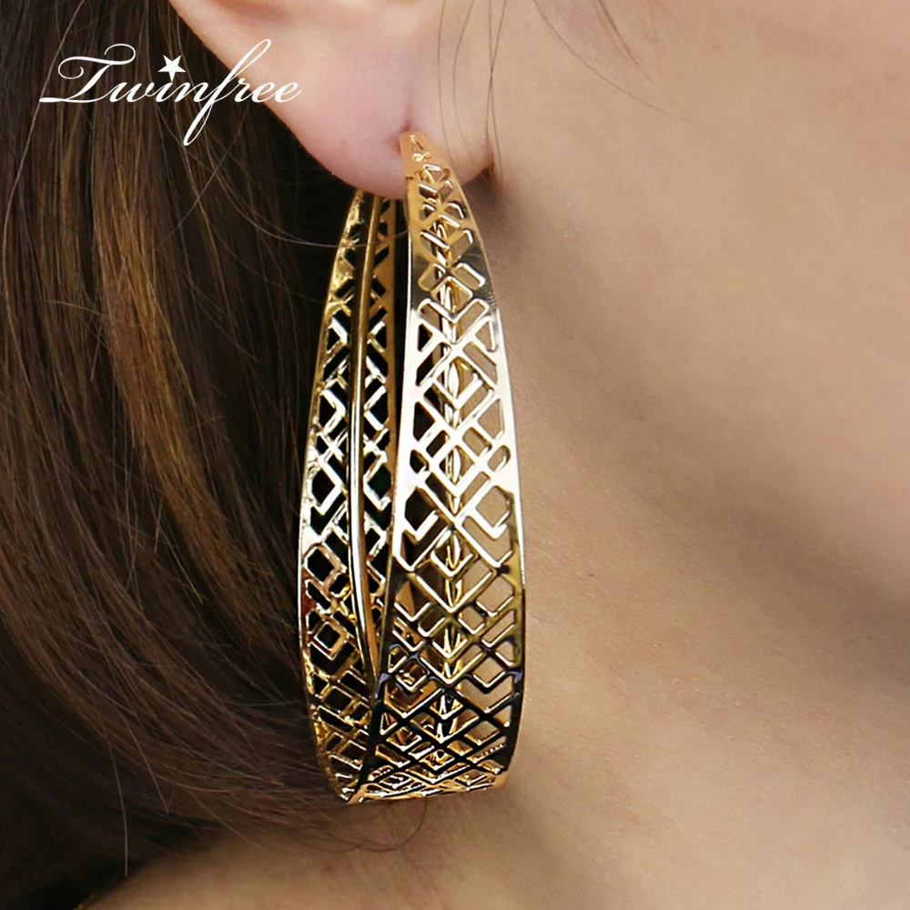 YiWu Earrings Jewelry for Women Korean All-match Letter C Earring Circle Hollow Gold Plated Hoop Earrings
YiWu Earrings Jewelry for Women Korean All-match Letter C Earring Circle Hollow Gold Plated Hoop Earrings