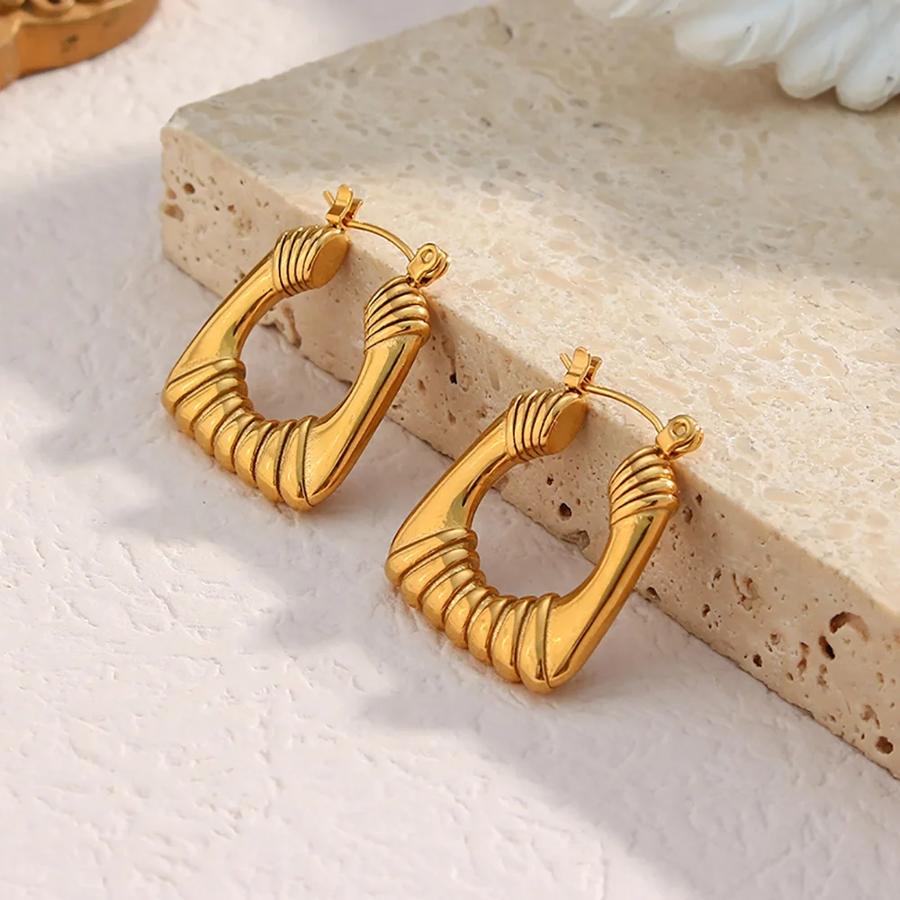Geometric Hollow Out Simple Fashion Big Square Gold Plated Stainless Steel Hoop Earrings For Women
Geometric Hollow Out Simple Fashion Big Square Gold Plated Stainless Steel Hoop Earrings For Women