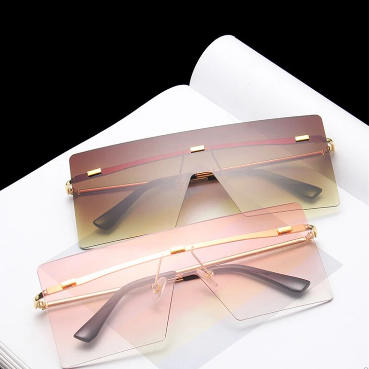 VIFF Vintage Oversize Sun Glasses HM20123 Gradient Lens Women Fashion Style Flat Top Style Big Square Rimless sunglasses 2021, Multi and oem
VIFF Vintage Oversize Sun Glasses HM20123 Gradient Lens Women Fashion Style Flat Top Style Big Square Rimless sunglasses 2021, Multi and oem