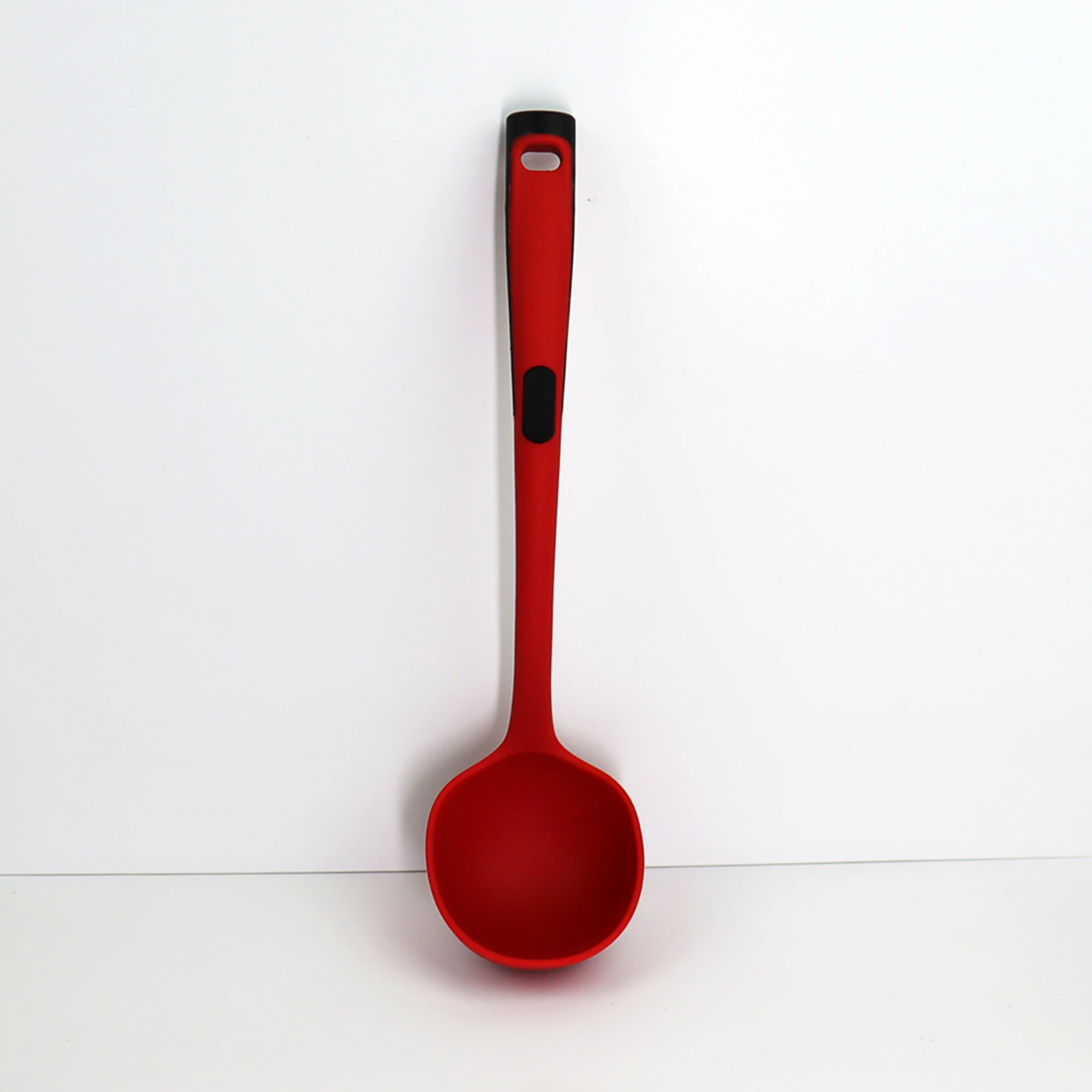 High Quality Wholesale Kitchen Accessories Red Non-Stick Heat-resistant Silicone Cooking Soup Ladles 
High Quality Wholesale Kitchen Accessories Red Non-Stick Heat-resistant Silicone Cooking Soup Ladles