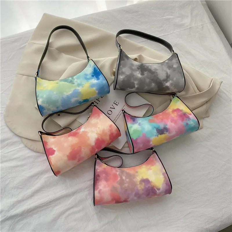 2021 retro hit color handbags smudge gradient color small square bag personality shoulder bag fashion simple baguette
2021 retro hit color handbags smudge gradient color small square bag personality shoulder bag fashion simple baguette