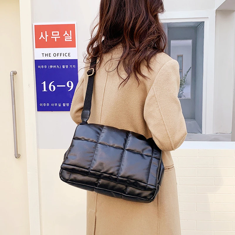 Puffer Purse puffer Crossbody tote bag Trendy pu leather shoulder handbag for designer bags handbags women famous brands leather
Puffer Purse puffer Crossbody tote bag Trendy pu leather shoulder handbag for designer bags handbags women famous brands leather