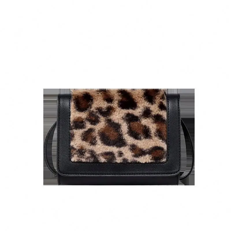 2021 New Fashion Korean Wool Pink Crossbody Faux Fur Purses And Bags Women Handbags Ladies
2021 New Fashion Korean Wool Pink Crossbody Faux Fur Purses And Bags Women Handbags Ladies