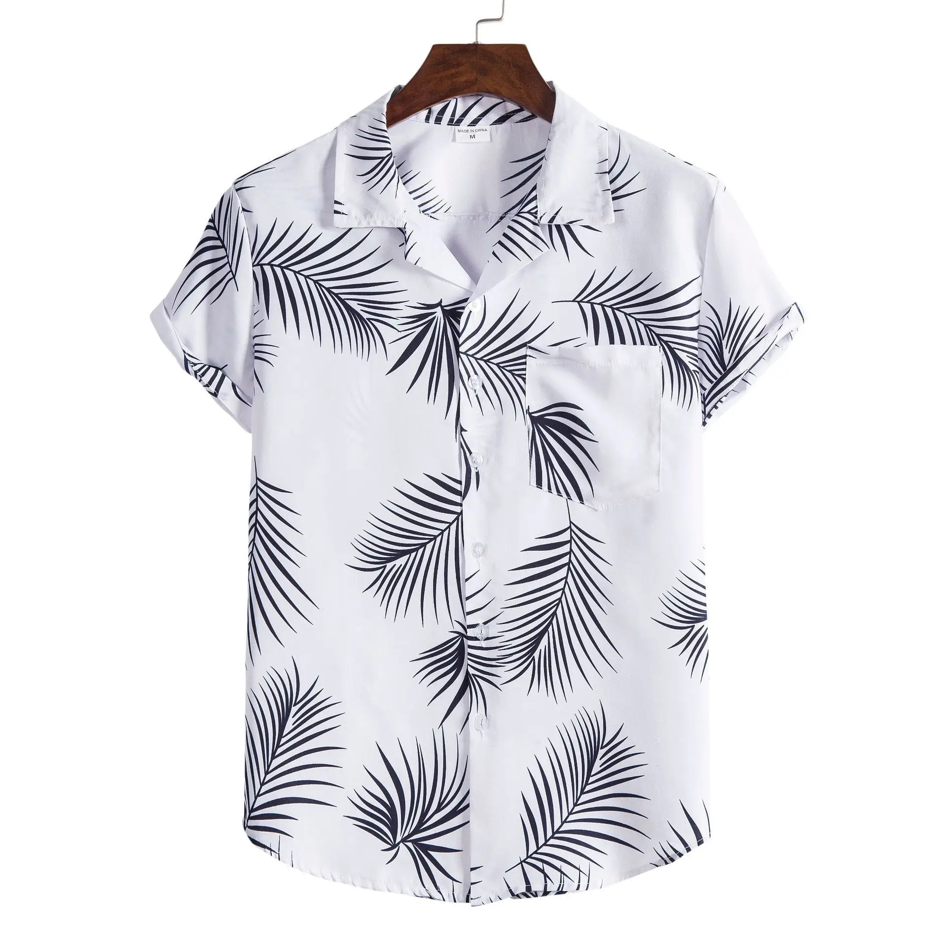 New summer hot casual short sleeve cardigan lapel men's floral shirt temperament commutes
New summer hot casual short sleeve cardigan lapel men's floral shirt temperament commutes
