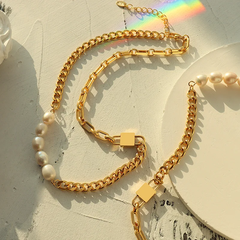 Thick chain lock freshwater pearl collarbone chain necklace 18K gold plated stainless steel necklace jewelry
Thick chain lock freshwater pearl collarbone chain necklace 18K gold plated stainless steel necklace jewelry