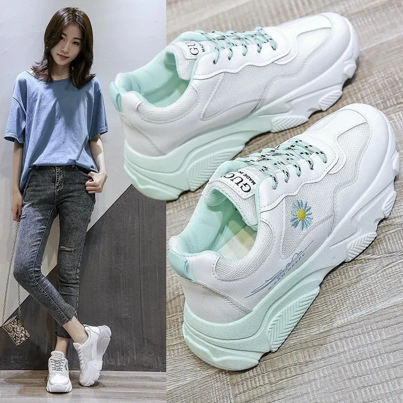 Zapatos mujer 2021 Chunky Sneakers Woman Breathable Running Shoes Fashion Rainbow Dad Mesh Platform Ladies Casual Shoes size 42
Zapatos mujer 2021 Chunky Sneakers Woman Breathable Running Shoes Fashion Rainbow Dad Mesh Platform Ladies Casual Shoes size 42
