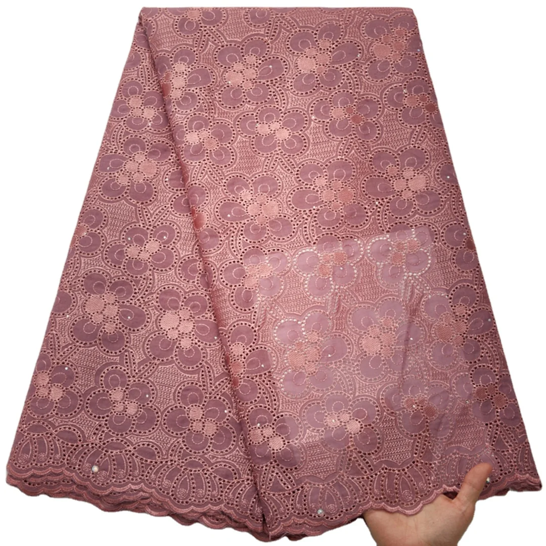2667 Hot Selling Nigerian Lace Fabric Popular Onion Color African Style Cotton Lace Fabric For Nigerian Women Party Dress, As picture
2667 Hot Selling Nigerian Lace Fabric Popular Onion Color African Style Cotton Lace Fabric For Nigerian Women Party Dress, As picture