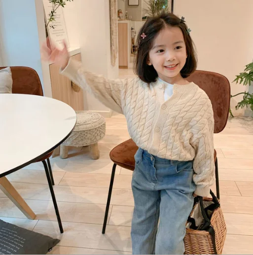 Wholesale Cheap Price Children Clothing Girls Cardigan Knitted Baby Girls Cable Button Cardigan Sweater, As picture
Wholesale Cheap Price Children Clothing Girls Cardigan Knitted Baby Girls Cable Button Cardigan Sweater, As picture