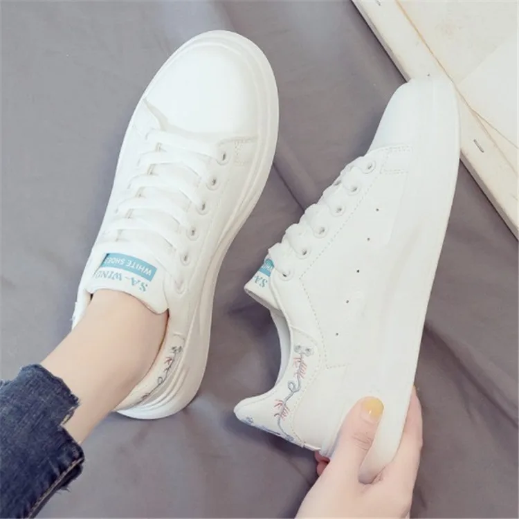Korean casual shoes female thick sole breathable small white shoes, Brown blue black
Korean casual shoes female thick sole breathable small white shoes, Brown blue black