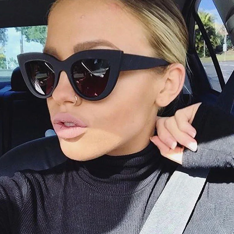 Fashion Vintage Cat Eye Sunglasses Women'S 2022 Retro Luxury Designer Black Sun Glasses Famale Eyewear, As pictures
Fashion Vintage Cat Eye Sunglasses Women'S 2022 Retro Luxury Designer Black Sun Glasses Famale Eyewear, As pictures