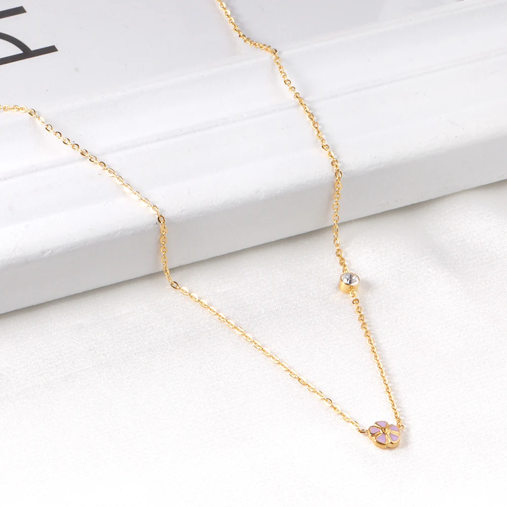 Wholesale Custom Jewelry 18K Gold Plated Stainless Steel Flower Shape Chain Pendant Necklace
Wholesale Custom Jewelry 18K Gold Plated Stainless Steel Flower Shape Chain Pendant Necklace