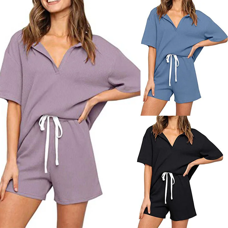 2021 summer women's wear women's home wear solid short sleeve casual lace up V-neck loose women's T-shirt shorts two piece set
2021 summer women's wear women's home wear solid short sleeve casual lace up V-neck loose women's T-shirt shorts two piece set