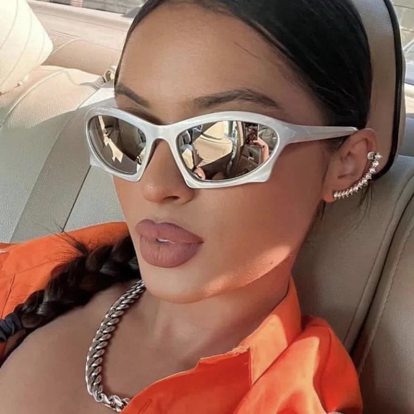 Yiwu Jiuling outdoor driving sports cycling gafas de sol UV400 sunglasses vintage Y2K wrap around hip hop irregular sunglasses
Yiwu Jiuling outdoor driving sports cycling gafas de sol UV400 sunglasses vintage Y2K wrap around hip hop irregular sunglasses