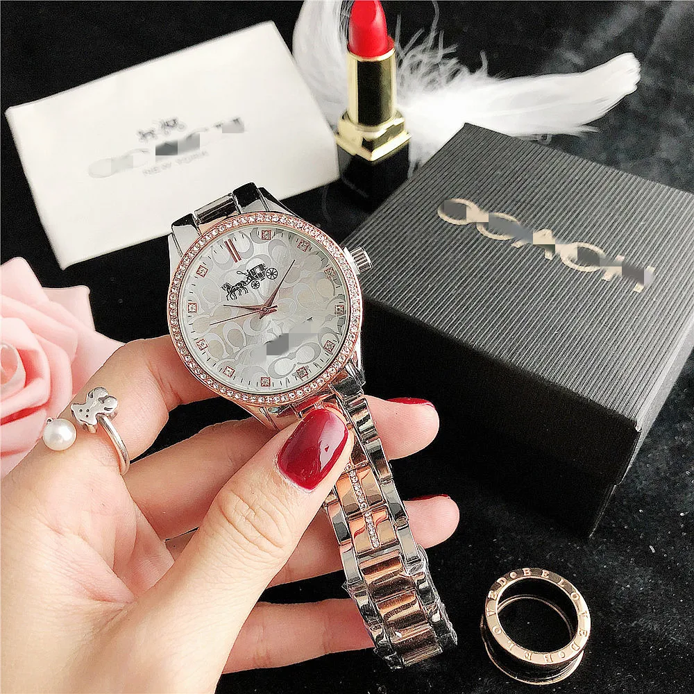 Factory direct sales watch couple high-end women's business watch stainless steel brand casual quartz watch
Factory direct sales watch couple high-end women's business watch stainless steel brand casual quartz watch