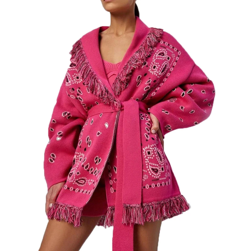 2021 autumn and winter hot selling new V-neck loose needle coat leisure long sleeve tassel cardigan sweater women
2021 autumn and winter hot selling new V-neck loose needle coat leisure long sleeve tassel cardigan sweater women