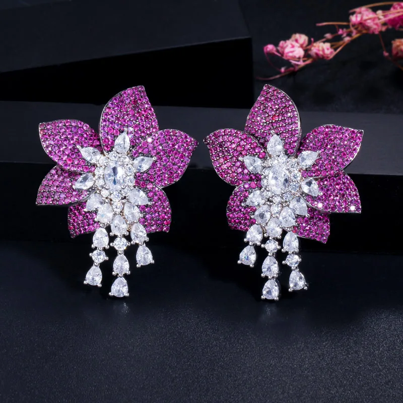 Geometric Design 2 Tones Rose Red Cubic Zircon Tassel Big Flower Shape Chunky Dangle Drop Party Earrings for Women Prom Jewelry
Geometric Design 2 Tones Rose Red Cubic Zircon Tassel Big Flower Shape Chunky Dangle Drop Party Earrings for Women Prom Jewelry