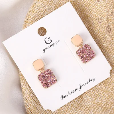 Korean Sweet Girls S925 Post Purple CZ Geometric Earrings Bling Bling Rhinestone Crystal Square Drop Earrings For Women
Korean Sweet Girls S925 Post Purple CZ Geometric Earrings Bling Bling Rhinestone Crystal Square Drop Earrings For Women