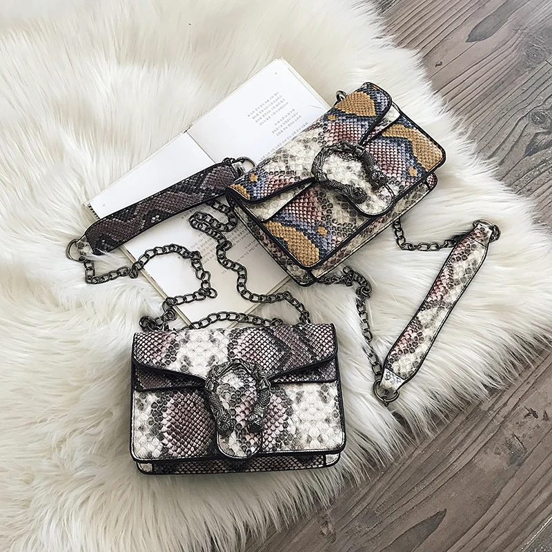 2021 New Handbags Snakeskin Pattern Tide Korean Version Chain Messenger Bag Fashion Shoulder Womens Small Square Bag
2021 New Handbags Snakeskin Pattern Tide Korean Version Chain Messenger Bag Fashion Shoulder Womens Small Square Bag