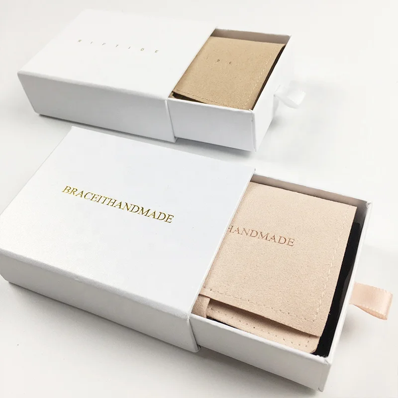 2021 Hot new products quality original packaging with logo jewelry packaging box paper
2021 Hot new products quality original packaging with logo jewelry packaging box paper