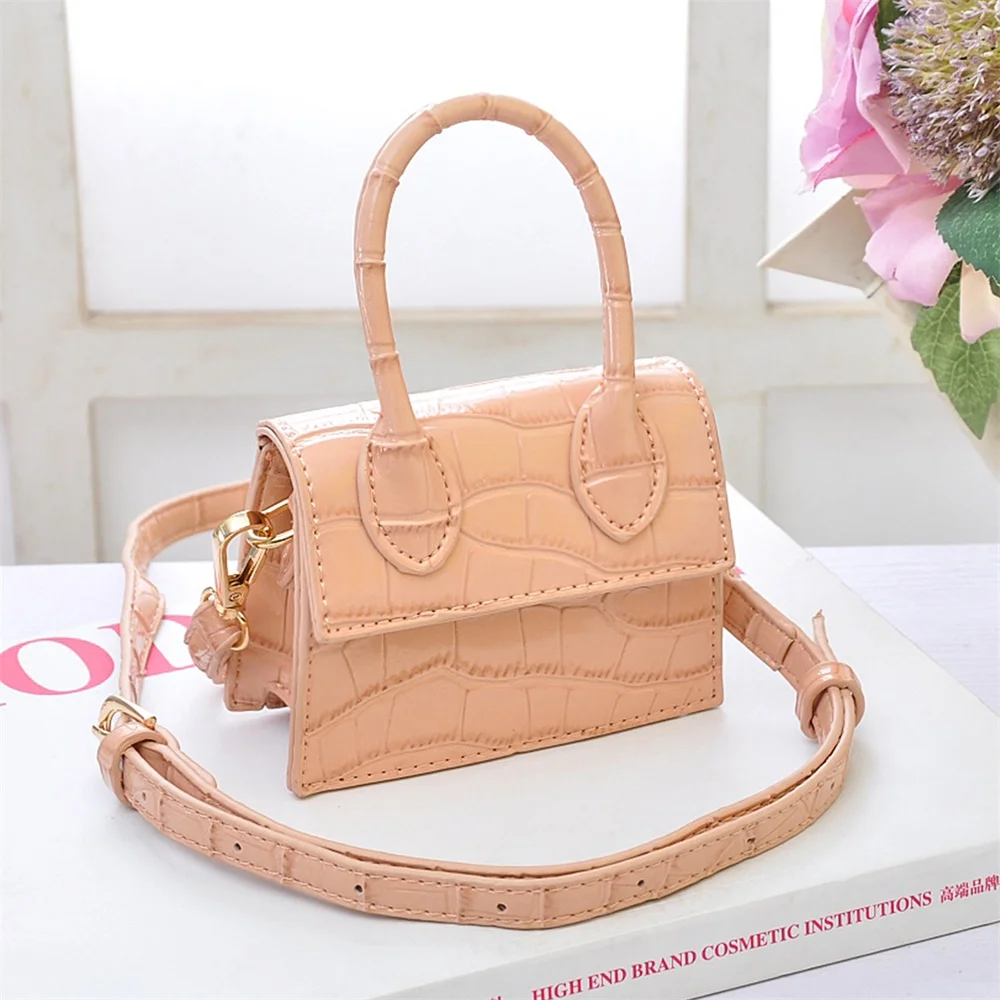 Luxury Handle Mini 8752 Purses 2021 female Designer crocodile pattern totes Small Shoulder Crossbody luxury handbags for women
Luxury Handle Mini 8752 Purses 2021 female Designer crocodile pattern totes Small Shoulder Crossbody luxury handbags for women
