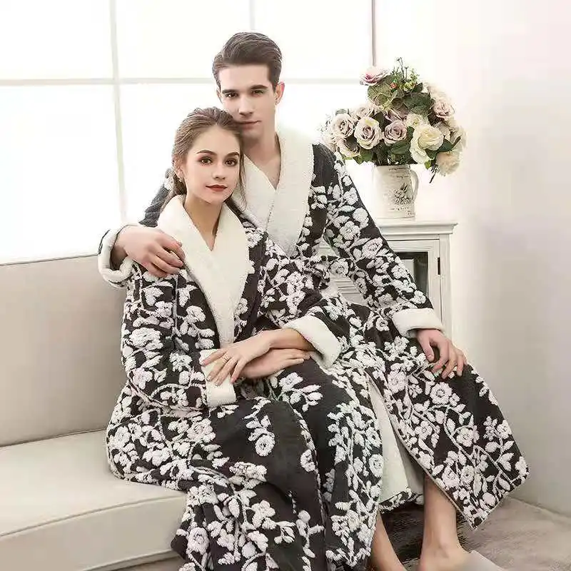 Double Cationic Flannel Sleeping Robe Flannel Fabric Best Selling Bath Robe Nightgown for Men Women Designers Robe Jacquard
Double Cationic Flannel Sleeping Robe Flannel Fabric Best Selling Bath Robe Nightgown for Men Women Designers Robe Jacquard