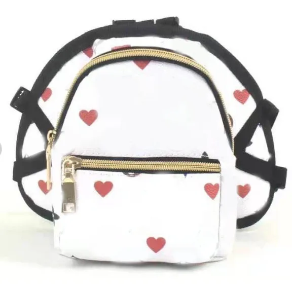 Pet accessories Luxury Designer Leather Printing Fashion Pet Dog Backpack Bag, Multi color
Pet accessories Luxury Designer Leather Printing Fashion Pet Dog Backpack Bag, Multi color