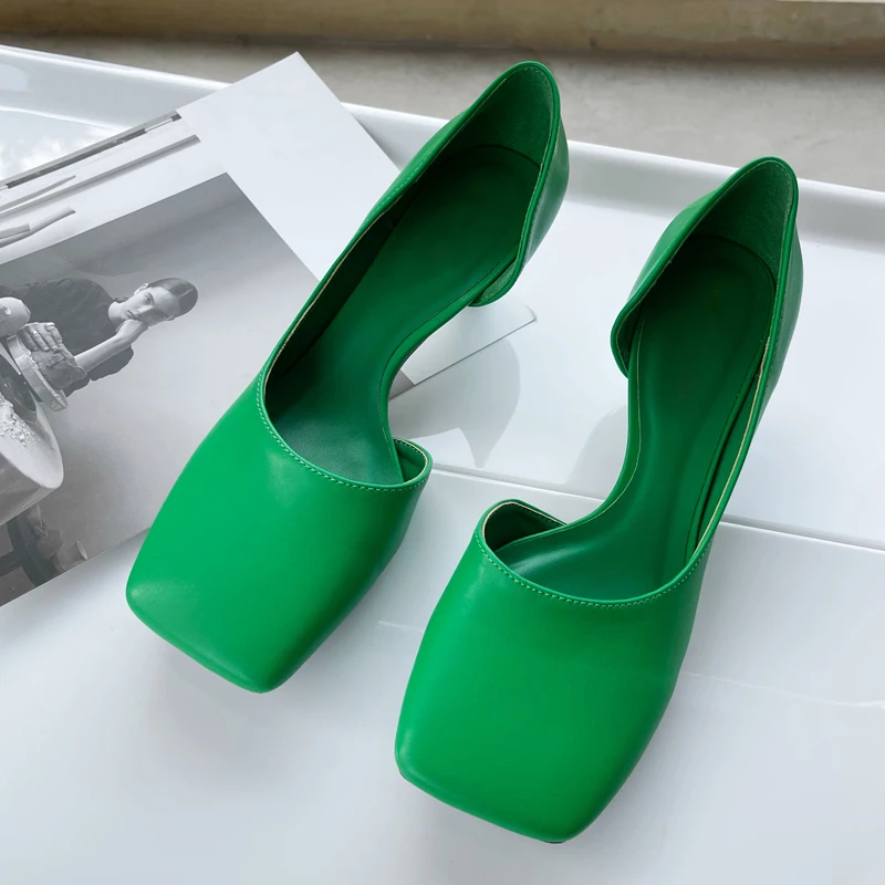 New Style Elegant Women Pump Shoes Solid Color Square Toe Ladies Runway Middle Heel Pink Wedding Party Footwear
New Style Elegant Women Pump Shoes Solid Color Square Toe Ladies Runway Middle Heel Pink Wedding Party Footwear