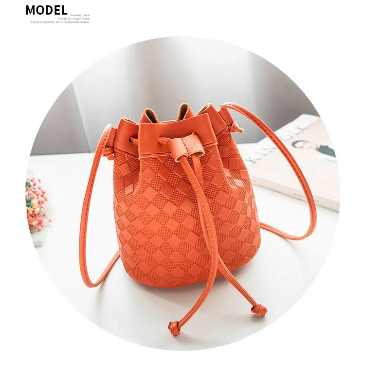 2021 Women Handbags fashion mobile phone bags Small wallets Solid Color school bags Belt Mini hand bag for women, 5 colors
2021 Women Handbags fashion mobile phone bags Small wallets Solid Color school bags Belt Mini hand bag for women, 5 colors