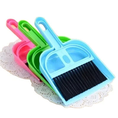 Mini Desktop Keyboard Cleaning Brush Small Broom Set With Shovel Brush Desktop Sweeping Computer Brush
Mini Desktop Keyboard Cleaning Brush Small Broom Set With Shovel Brush Desktop Sweeping Computer Brush