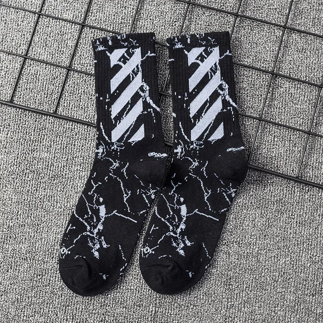 OEM cotton knitted customize made embroidered design mens embroidery colorful mens fashion socks, 9 colors
OEM cotton knitted customize made embroidered design mens embroidery colorful mens fashion socks, 9 colors
