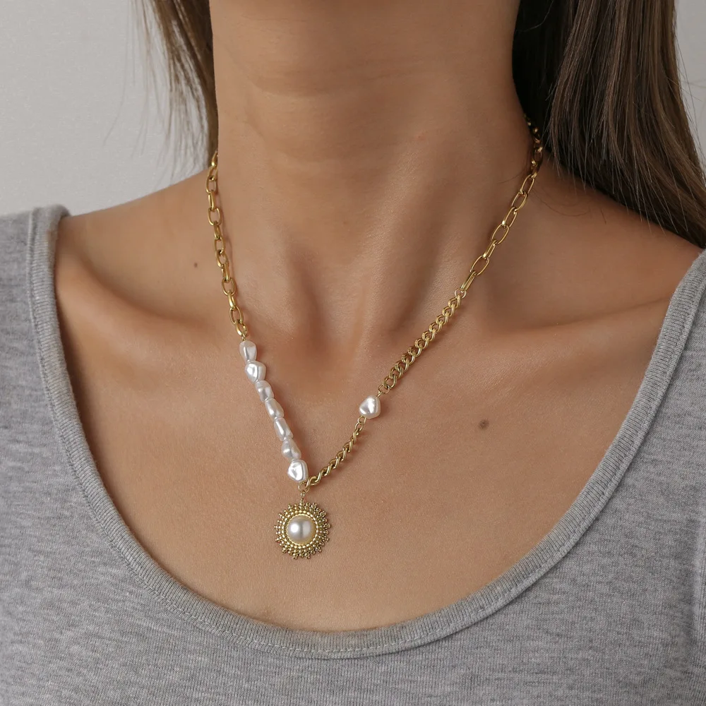 Baroque Trendy 18K Gold Plated Titanium Steel Paperclip Chain Sun Necklace Irregular Imitation Pearl Pendant Necklace
Baroque Trendy 18K Gold Plated Titanium Steel Paperclip Chain Sun Necklace Irregular Imitation Pearl Pendant Necklace