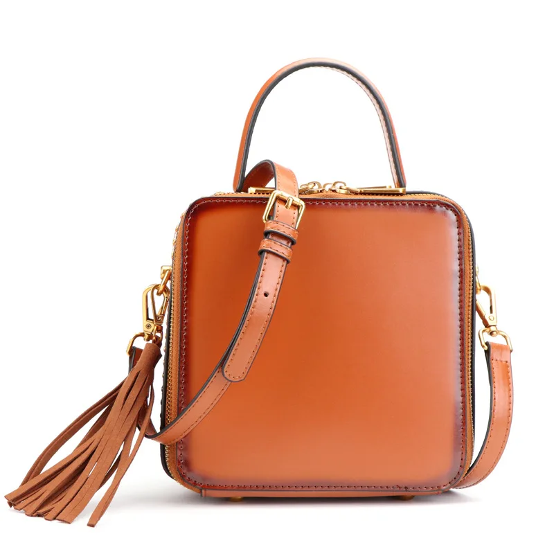2021 retro rivet small square bag cowhide tassel shoulder bag fashion portable messenger female bag, Black,red,brown,green
2021 retro rivet small square bag cowhide tassel shoulder bag fashion portable messenger female bag, Black,red,brown,green