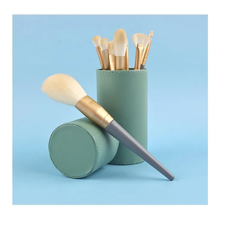 2022 New Portable Premium Luxury 10pcs Eye Glitter Flat Soft Makeup Brush Set Man And Woman, Blue gray
2022 New Portable Premium Luxury 10pcs Eye Glitter Flat Soft Makeup Brush Set Man And Woman, Blue gray
