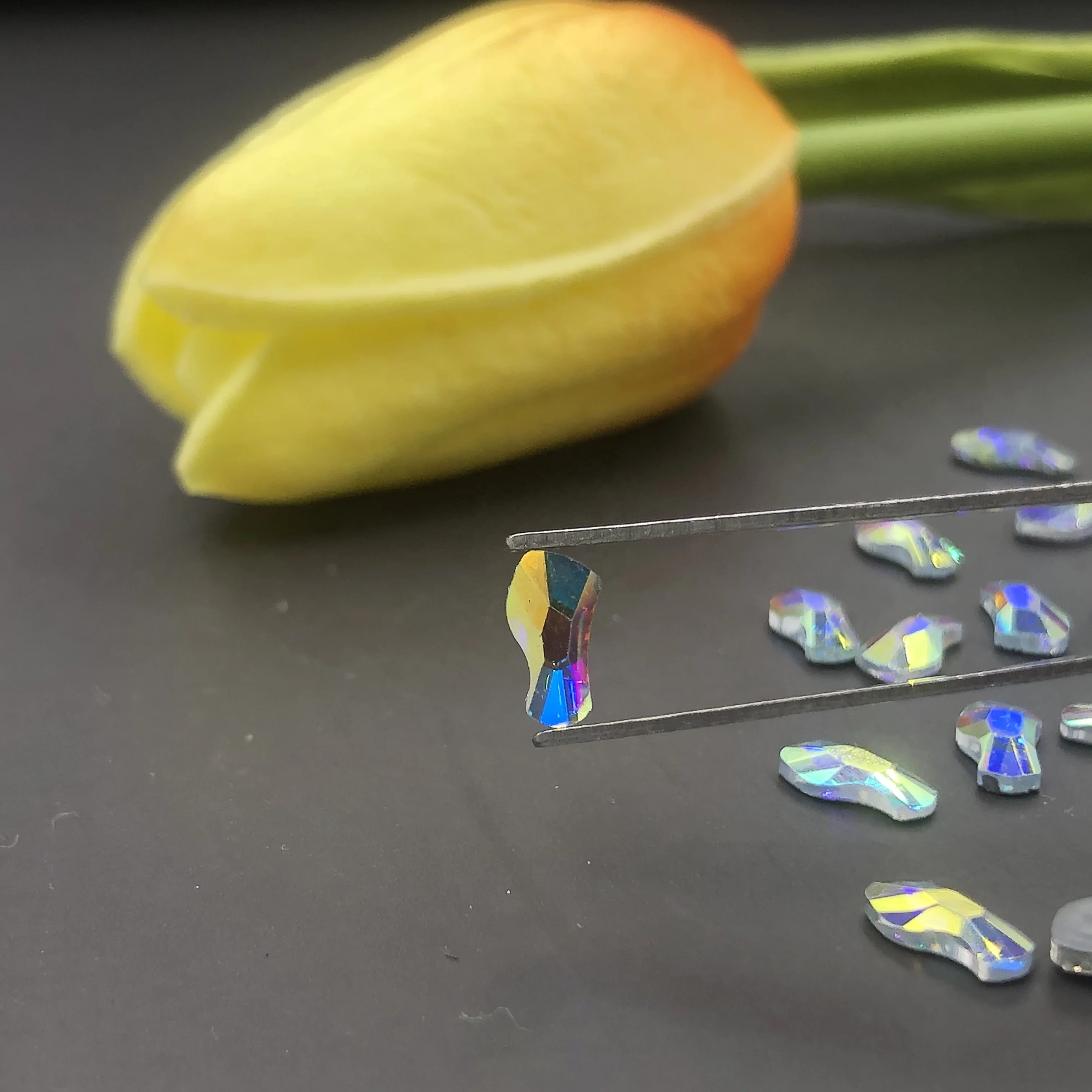 C&Y Wholesale Price Ankle Shape Glass Irregular Special Foot Stone Crystal Rhinestones
C&Y Wholesale Price Ankle Shape Glass Irregular Special Foot Stone Crystal Rhinestones