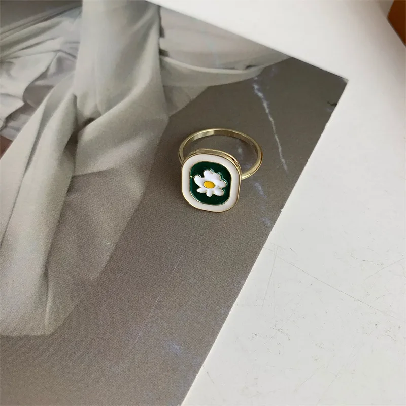 New Listed Fashion Girls Rings Jewelry Retro Simple Enamel Flower Pattern Drip Oil Metal Ring For Women, Picture
New Listed Fashion Girls Rings Jewelry Retro Simple Enamel Flower Pattern Drip Oil Metal Ring For Women, Picture