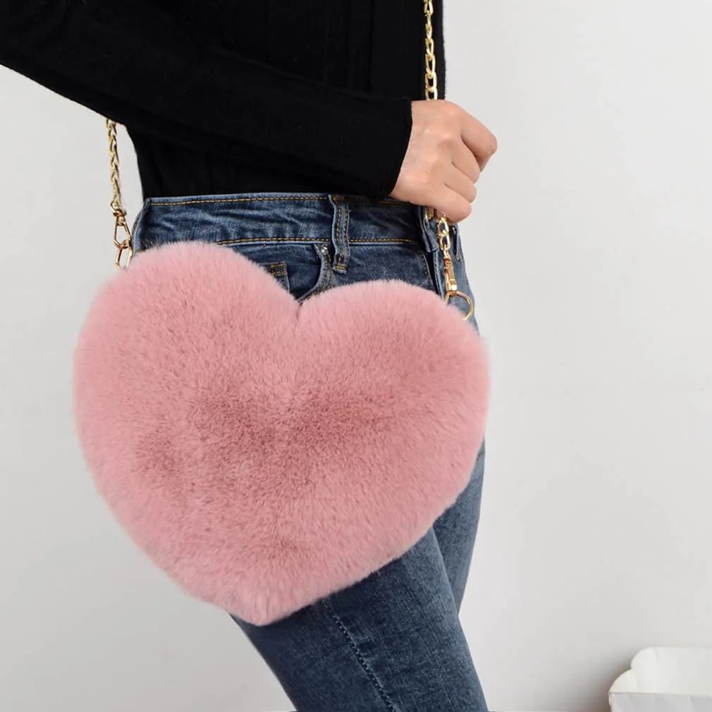 Winter Plush Heart Chain Shoulder Bags fashion fur purses little girls purses, Black,white,red,golden,pink,green
Winter Plush Heart Chain Shoulder Bags fashion fur purses little girls purses, Black,white,red,golden,pink,green