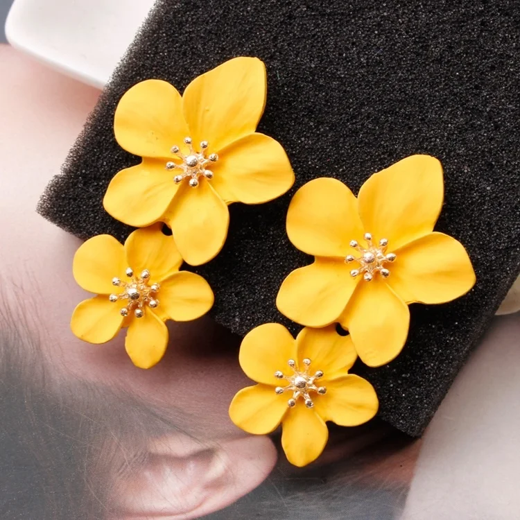 Fashion Women Jewelry Earring Trendy Colorful Bohemian Earring Double Flower Boho Stud Earrings, As picture , custom accept .
Fashion Women Jewelry Earring Trendy Colorful Bohemian Earring Double Flower Boho Stud Earrings, As picture , custom accept .