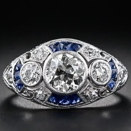 Euramerican Retro Court Full Zircon Ring for Women Ladies Elegant Blue Crystal Zircon Wedding Rings Banquet Jewelry
Euramerican Retro Court Full Zircon Ring for Women Ladies Elegant Blue Crystal Zircon Wedding Rings Banquet Jewelry