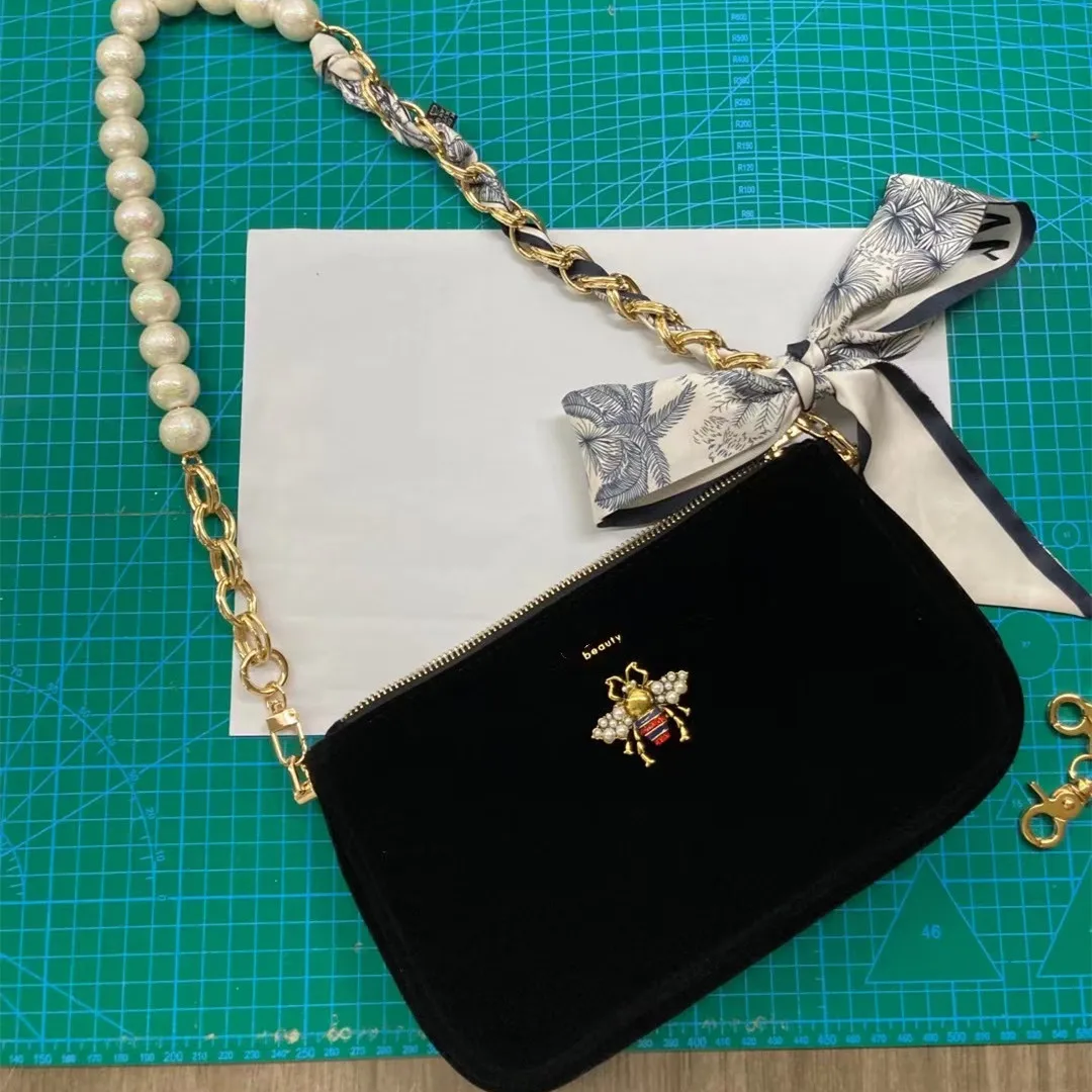 Luxury Women Tote Bag Square Handbags for Women New Designer Women Hand Bags purses and handbags, Picture
Luxury Women Tote Bag Square Handbags for Women New Designer Women Hand Bags purses and handbags, Picture