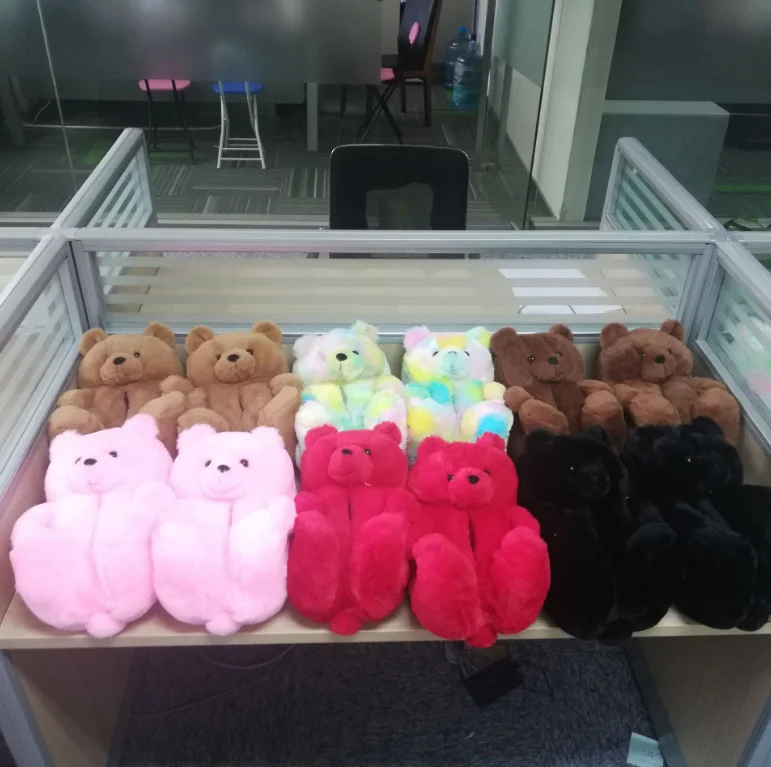Wholesale Custom Teddy bear slippers women plush bear bedroom slippers Furry Stuffed Teddy Bear Slippers
Wholesale Custom Teddy bear slippers women plush bear bedroom slippers Furry Stuffed Teddy Bear Slippers