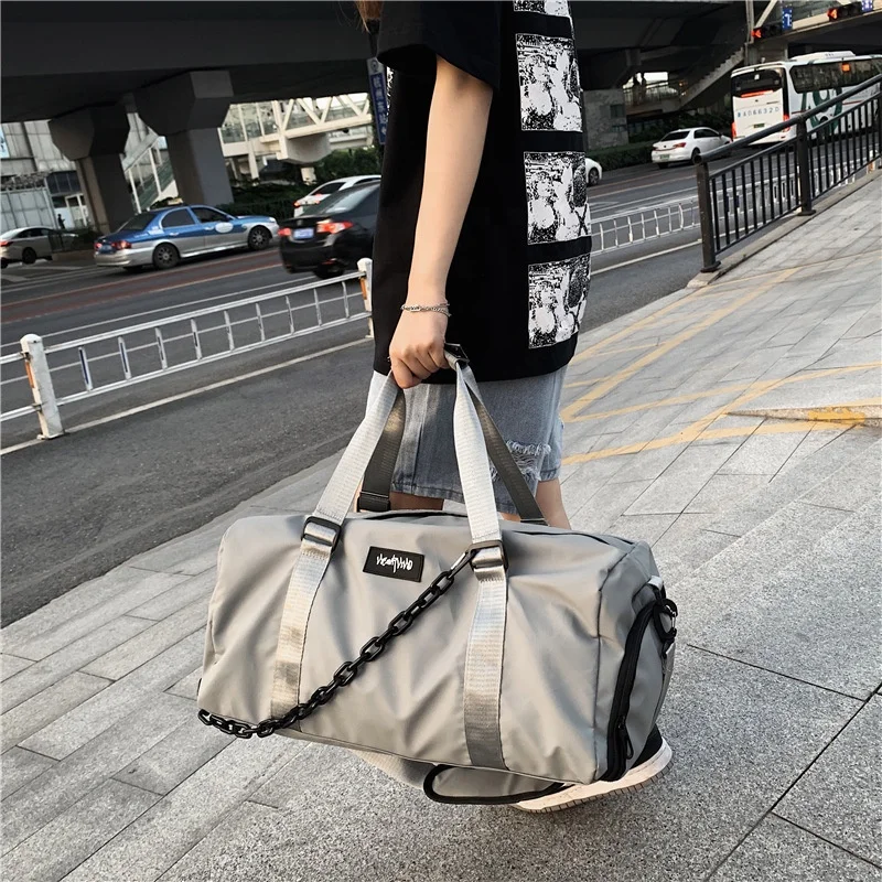 Simple Custom Logo Big Capacity Detachable Adjustable Shoulder Straps Acrylic Chain Zipper Pocket Messenger Tote Gym Travel Bag
Simple Custom Logo Big Capacity Detachable Adjustable Shoulder Straps Acrylic Chain Zipper Pocket Messenger Tote Gym Travel Bag