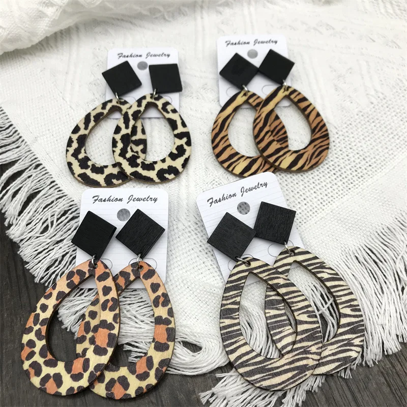 New Arrival Leopard Zebra Raindrop Wooden Long Earrings Fashion Jewelry Earrings For Women
New Arrival Leopard Zebra Raindrop Wooden Long Earrings Fashion Jewelry Earrings For Women