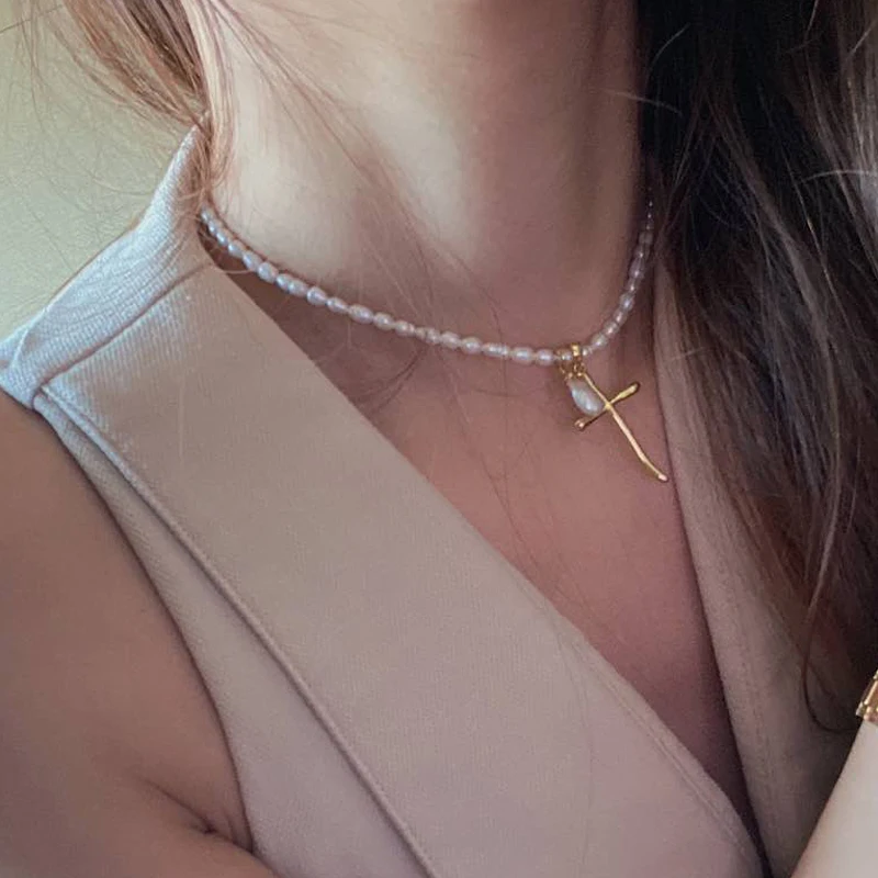 Natural Freshwater 4mm Small Oval Pearl Cross Pendant Necklaces Women, 18k gold plated
Natural Freshwater 4mm Small Oval Pearl Cross Pendant Necklaces Women, 18k gold plated