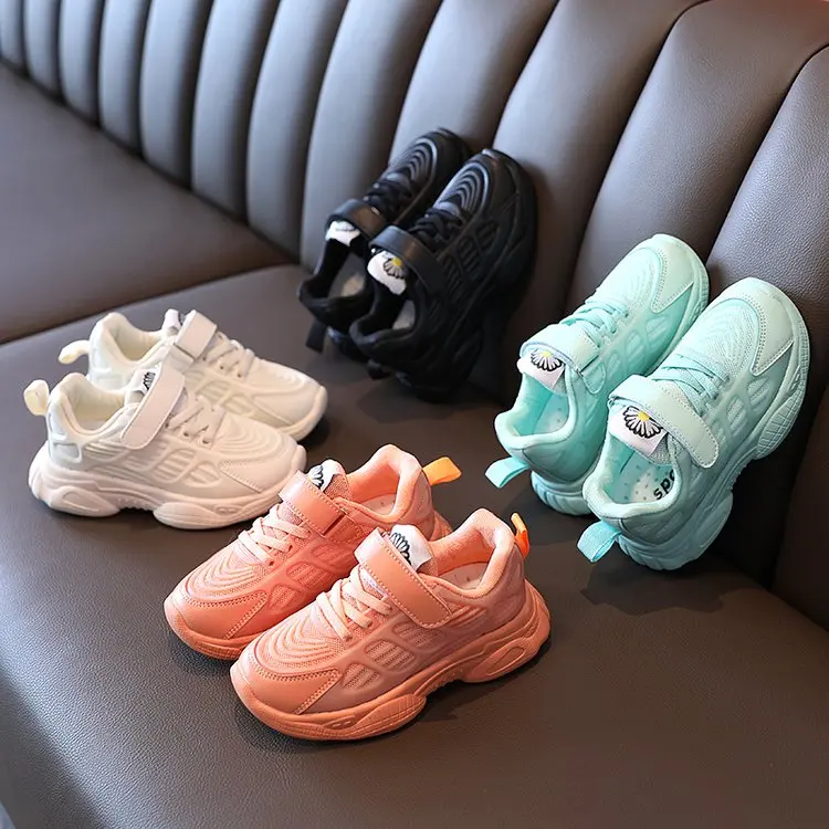 Wholesale Children Luminous Shoes Boys Girls Stripe Sport Running Shoes Baby Lights Fashion Sneakers Toddler Kids Shoes, Mixed colors
Wholesale Children Luminous Shoes Boys Girls Stripe Sport Running Shoes Baby Lights Fashion Sneakers Toddler Kids Shoes, Mixed colors