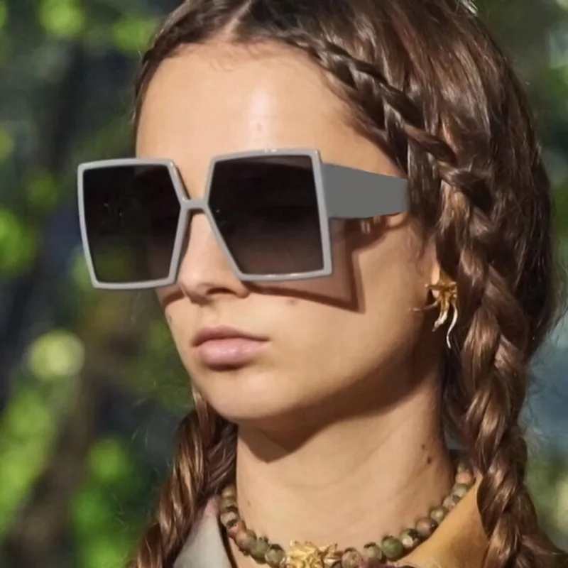 wholesale 2021 Fashion Oversized Square Sunglass Trend Retro Design UV400 sunglasses women, 7colors
wholesale 2021 Fashion Oversized Square Sunglass Trend Retro Design UV400 sunglasses women, 7colors