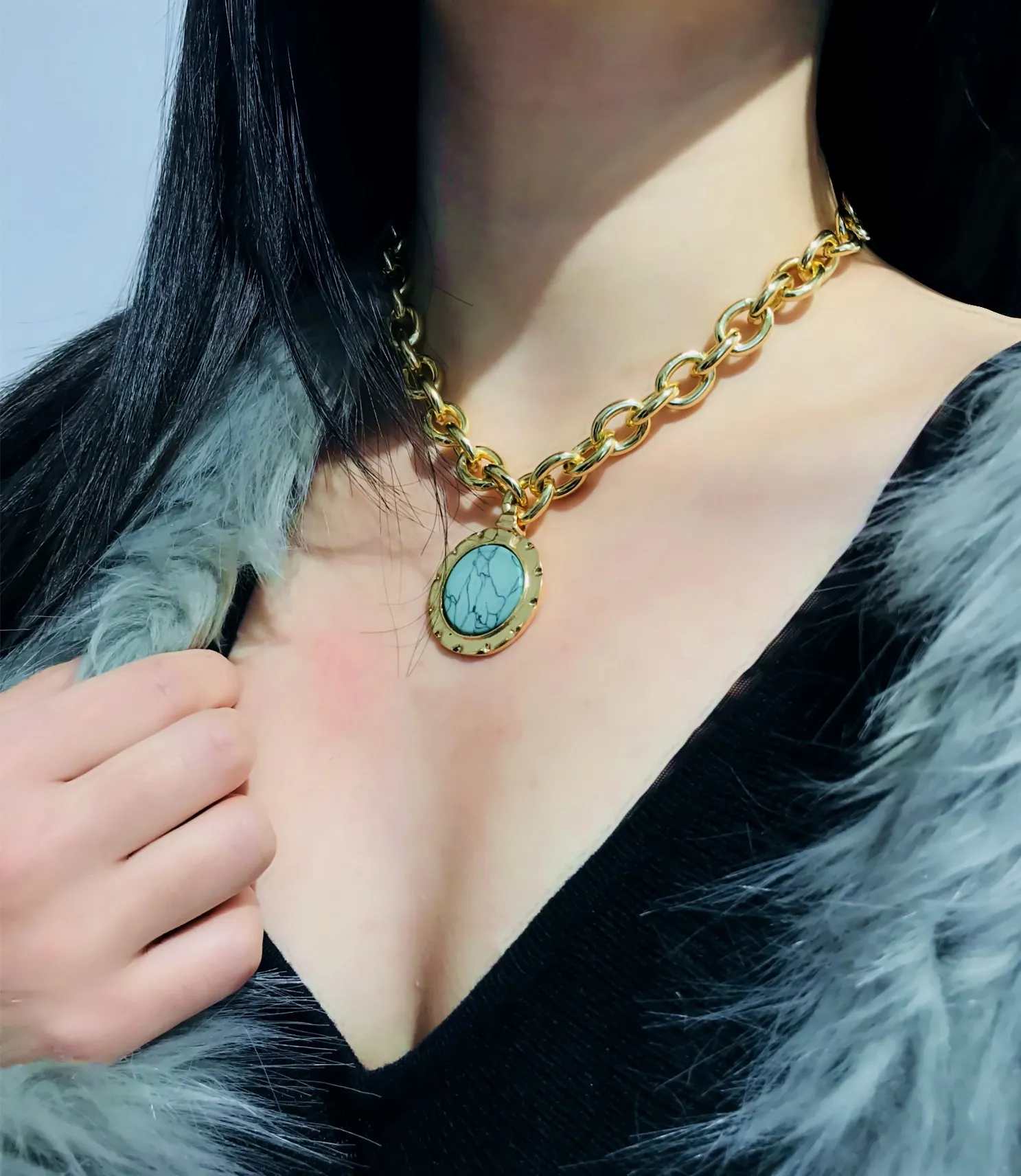 2021 Vintage Green Stone Pendant Necklace Statement Gold Color Metal Long Chain Necklace for Women Jewelry, Gold,silver
2021 Vintage Green Stone Pendant Necklace Statement Gold Color Metal Long Chain Necklace for Women Jewelry, Gold,silver
