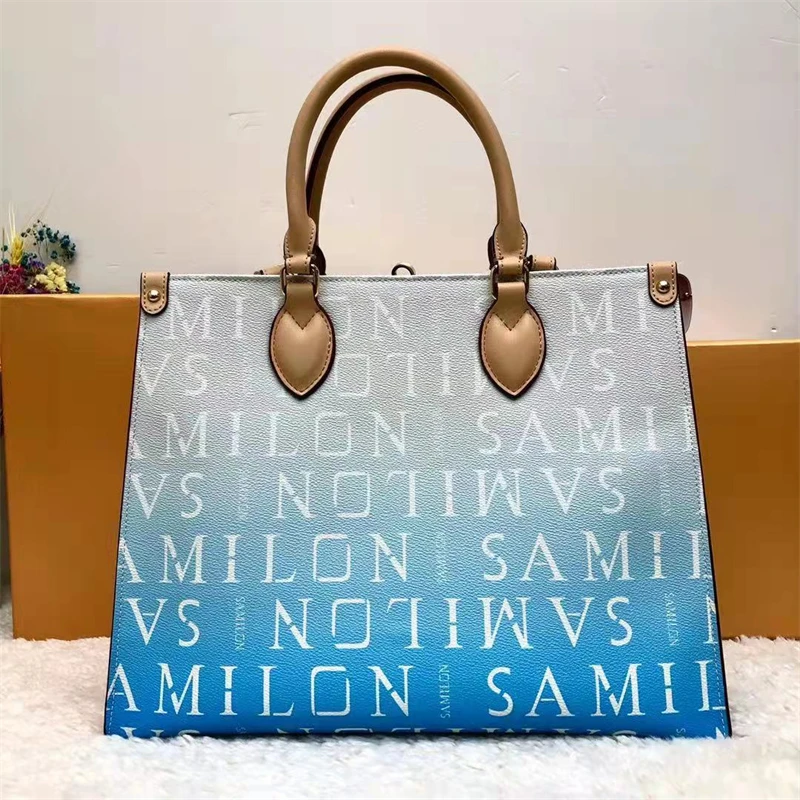 Large capacity and high quality PU leather handbag tote bag 2021 new arrival designer purse OEM customized design
Large capacity and high quality PU leather handbag tote bag 2021 new arrival designer purse OEM customized design